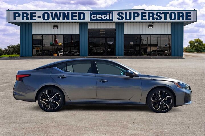 2024 Nissan Altima 2.5 SR  TX