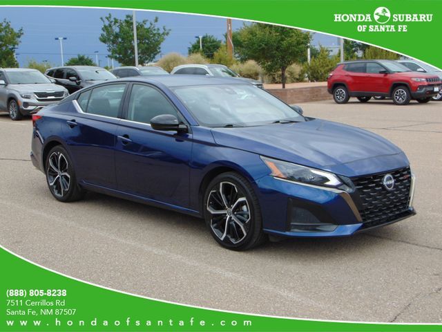 2024 Nissan Altima 2.5 SR Santa Fe NM