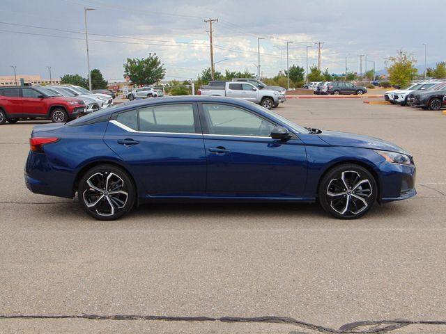 2024 Nissan Altima 2.5 SR Santa Fe NM