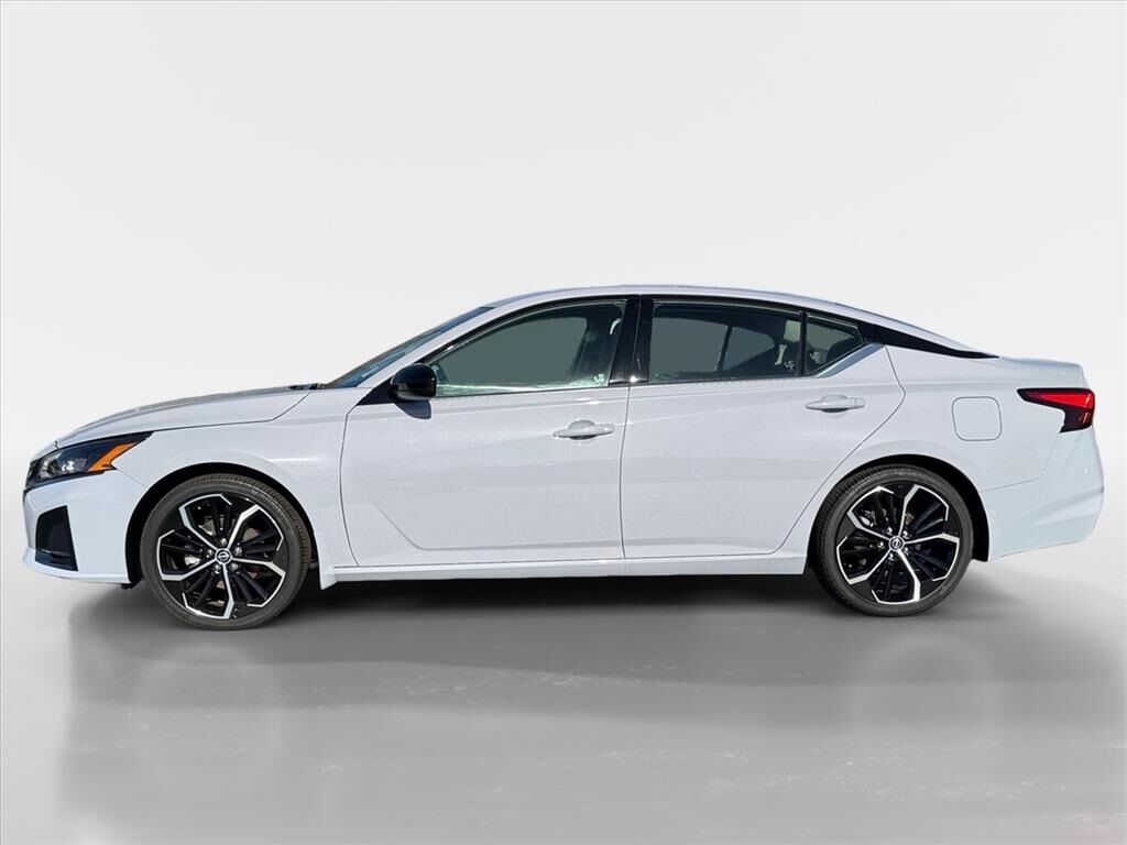 2024 Nissan Altima 2.5 SR Morristown TN