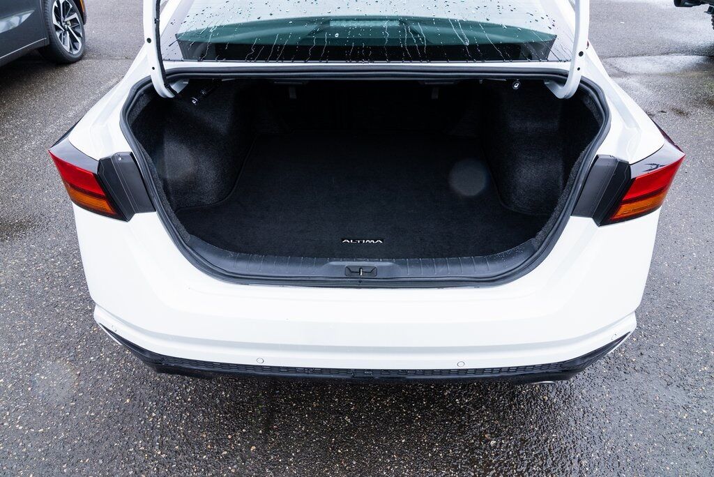 2024 Nissan Altima 2.5 SR Milwaukie OR