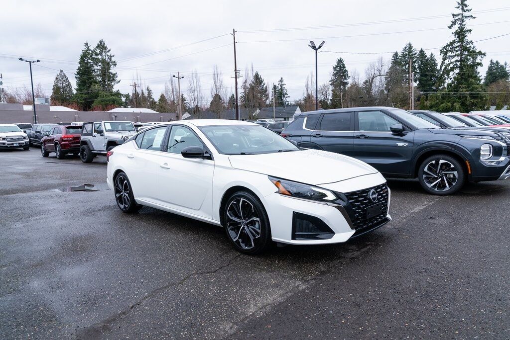 2024 Nissan Altima 2.5 SR Milwaukie OR