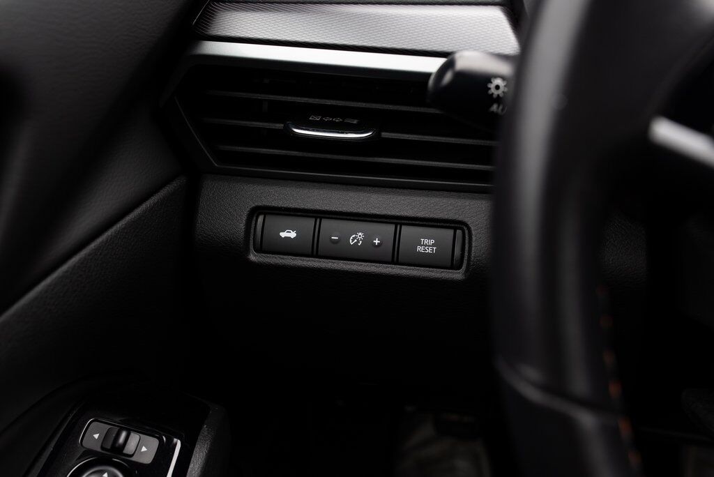 2024 Nissan Altima 2.5 SR Milwaukie OR