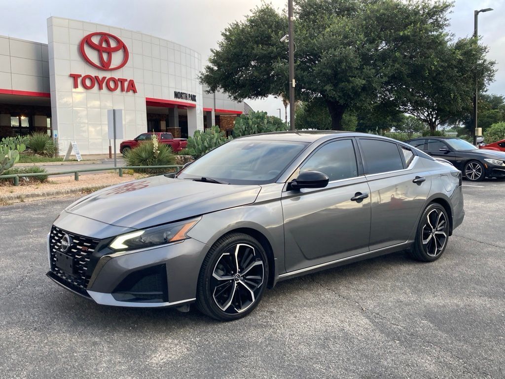 2024 Nissan Altima 2.5 SR
