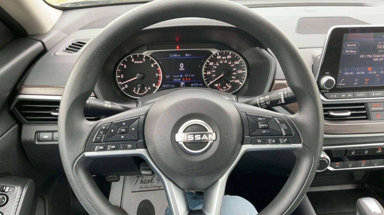2024 Nissan Altima 2.5 SV 4dr Sedan Chesterfield MI