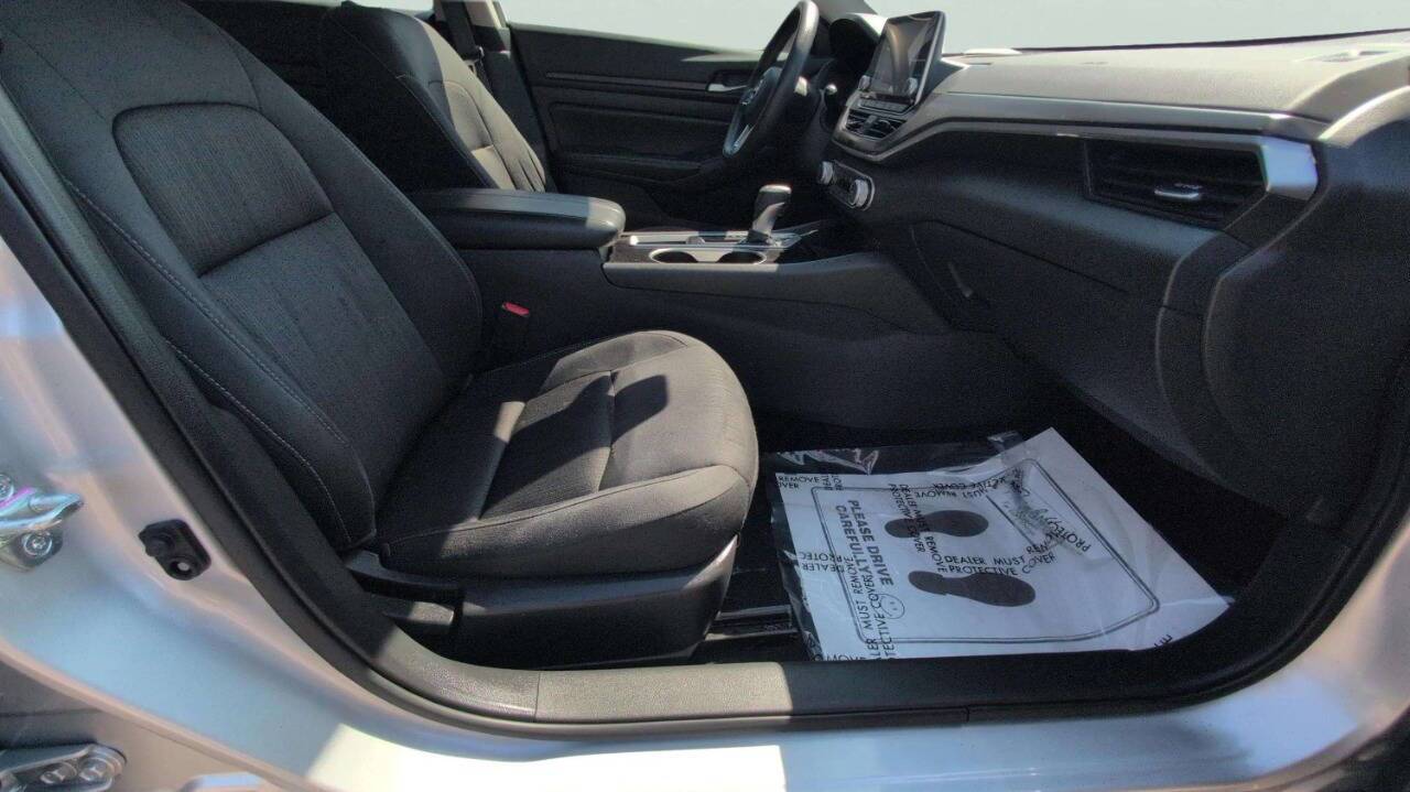 2024 Nissan Altima 2.5 SV 4dr Sedan Lake Orion MI