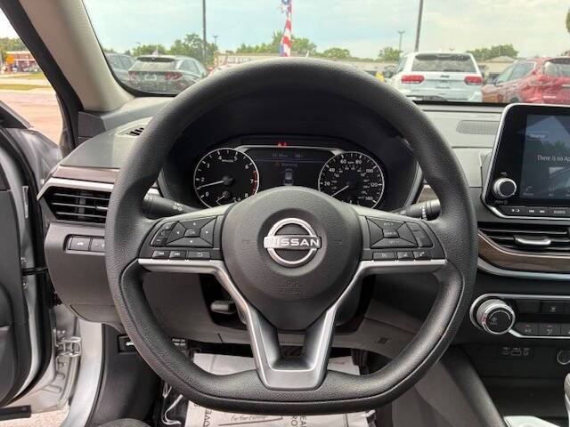 2024 Nissan Altima 2.5 SV 4dr Sedan Lake Orion MI