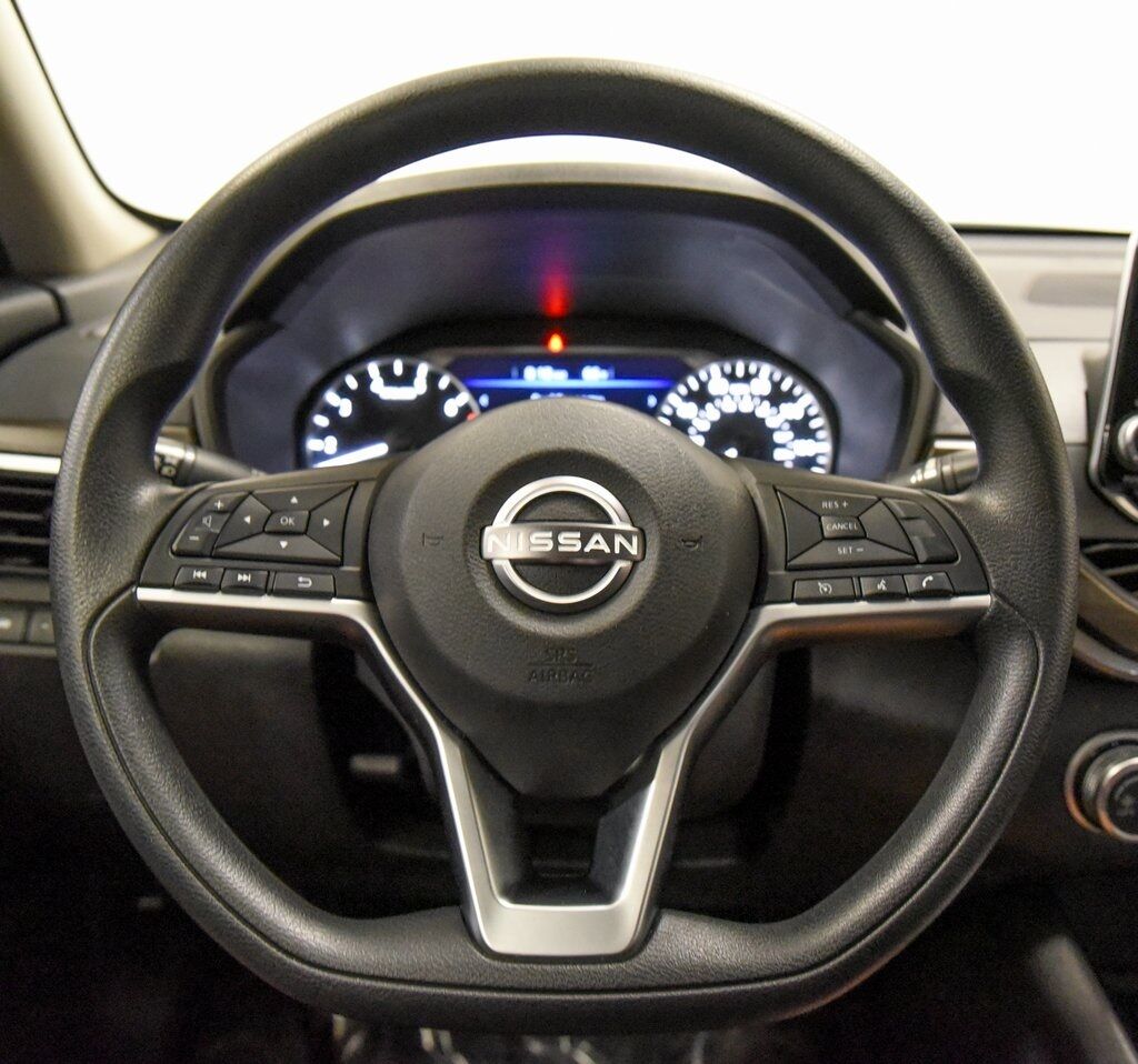 2024 Nissan Altima 2.5 SV Akron