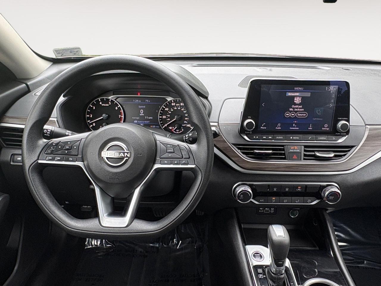 2024 Nissan Altima 2.5 SV, BACKUP CAMERA, BLIND SPOT ALERT, FORWARD COLLISION WARNING, LANE KEEP ASSIST, REMOTE START, APPLE CARPLAY/ANDROID AUTO, NAVIGATION, ONLY 1 OWNER, THIS NISSAN IS READY FOR YOU!