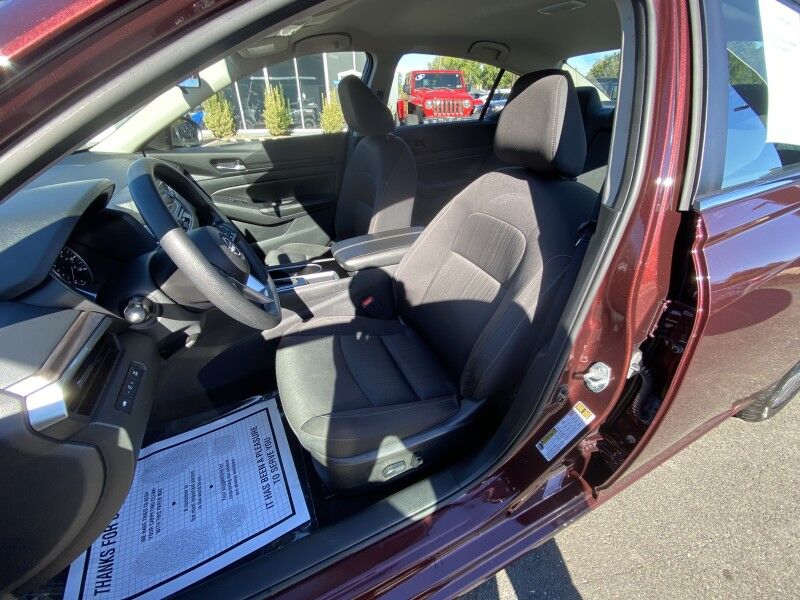 2024 Nissan Altima 2.5 SV Bristol  PA