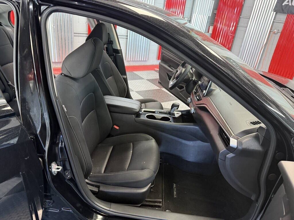 2024 Nissan Altima 2.5 SV Royal Oak MI