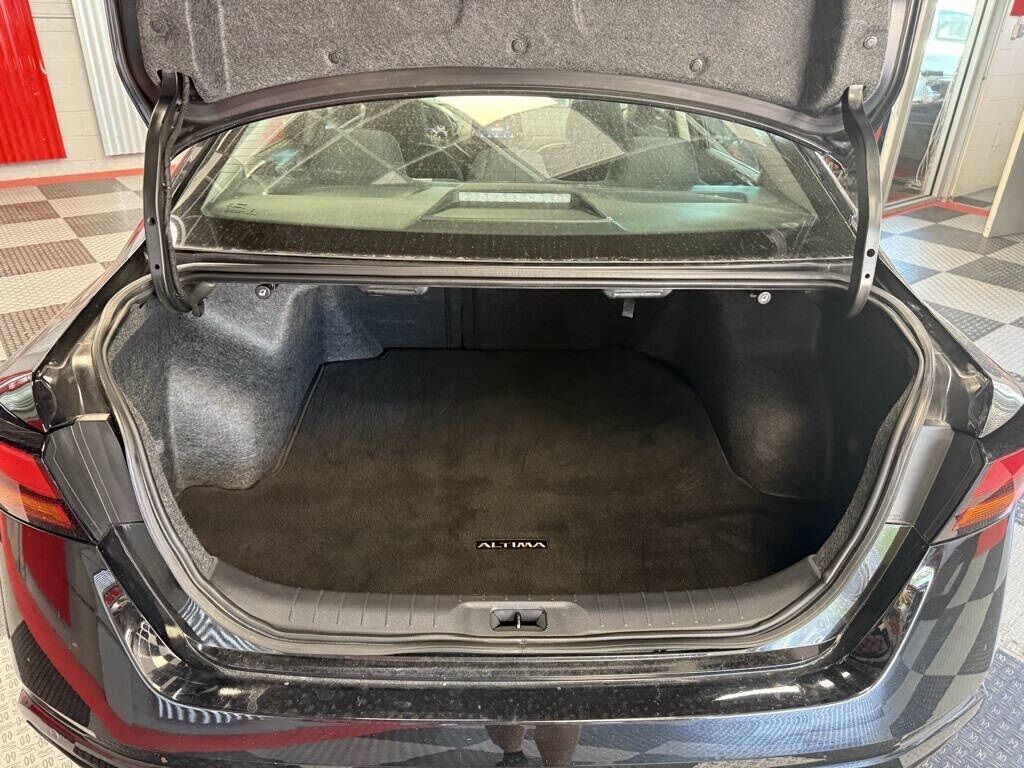 2024 Nissan Altima 2.5 SV Royal Oak MI