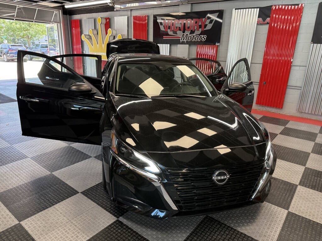 2024 Nissan Altima 2.5 SV Royal Oak MI