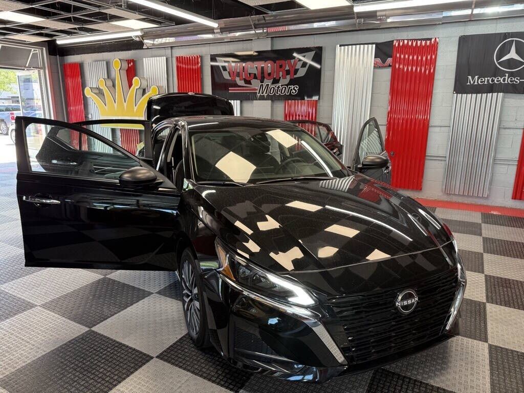 2024 Nissan Altima 2.5 SV Royal Oak MI