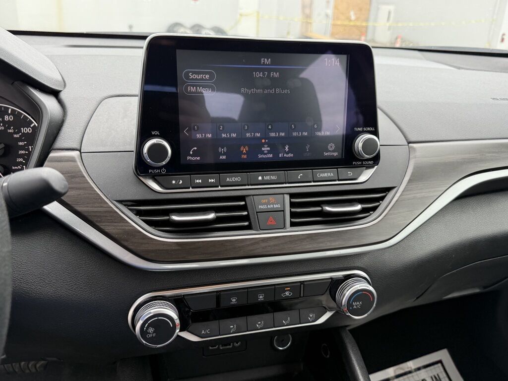 2024 Nissan Altima 2.5 SV Crestwood KY
