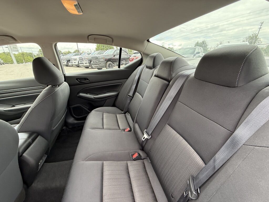 2024 Nissan Altima 2.5 SV Crestwood KY