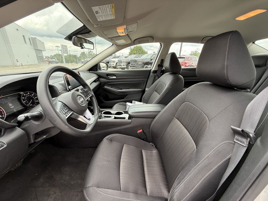2024 Nissan Altima 2.5 SV Crestwood KY