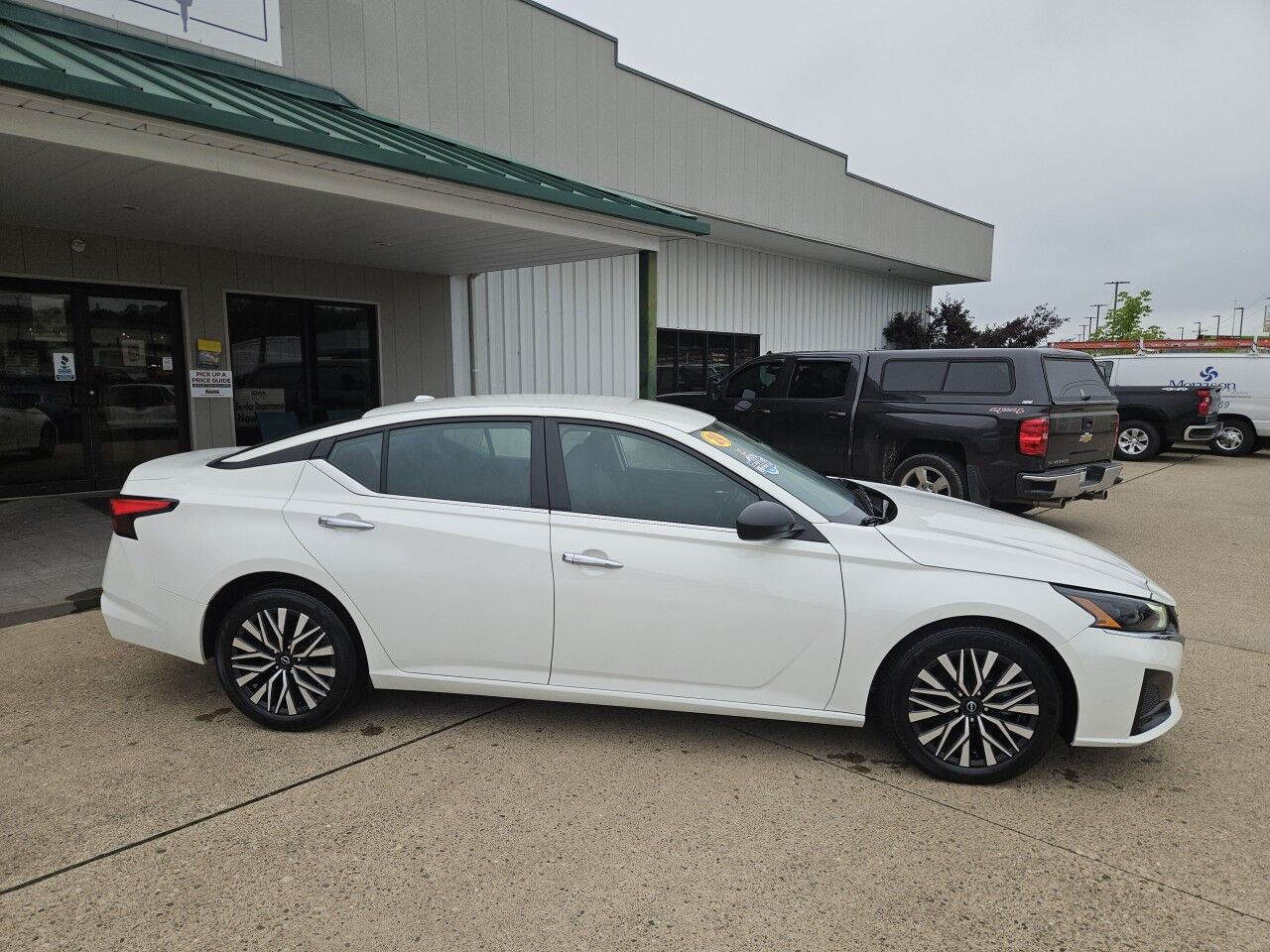 2024 Nissan Altima 2.5 SV
