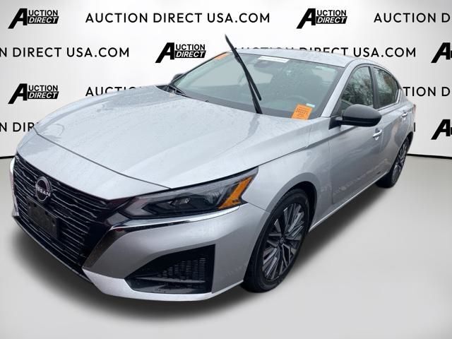 2024 Nissan Altima 2.5 SV photo 3