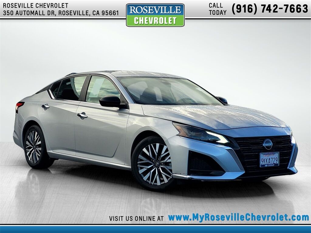 2024 Nissan Altima 2.5 SV