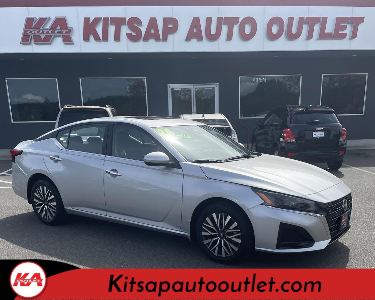 2024 Nissan Altima 2.5 SV Sedan 4D