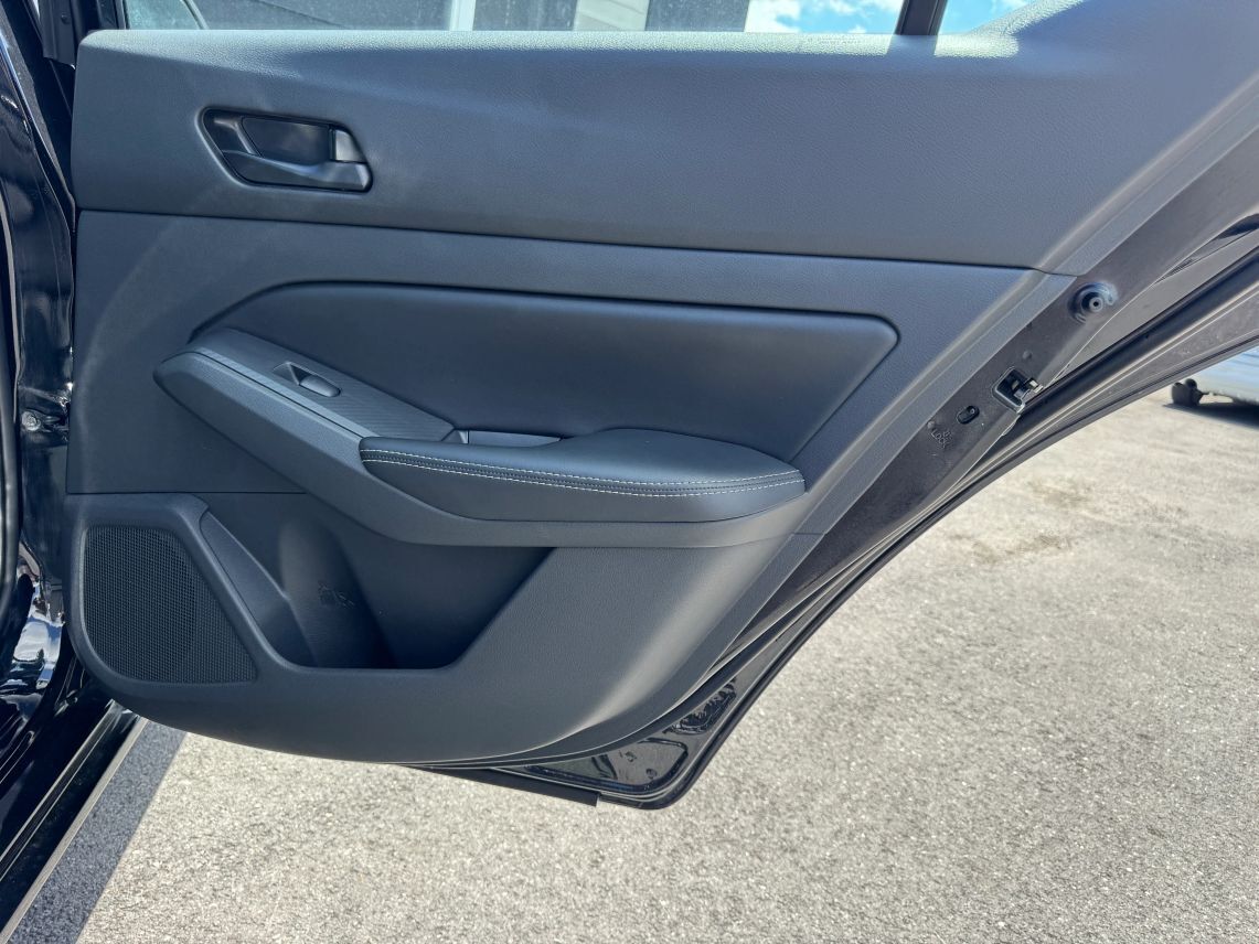 2024 Nissan Altima 2.5 SV Sedan 4D