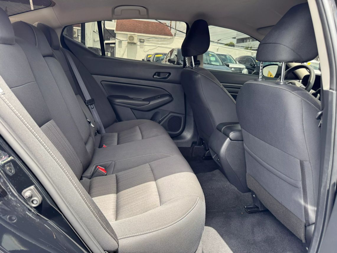 2024 Nissan Altima 2.5 SV Sedan 4D