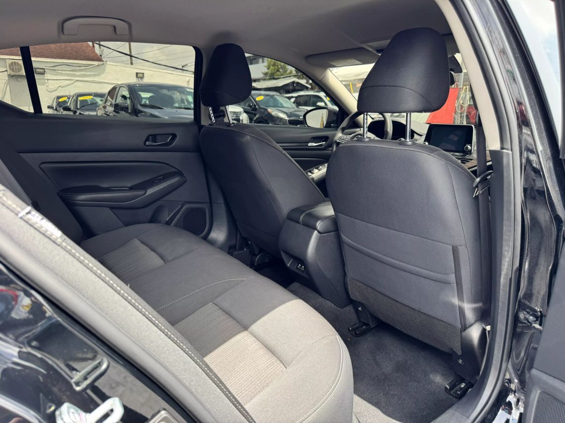 2024 Nissan Altima 2.5 SV Sedan 4D