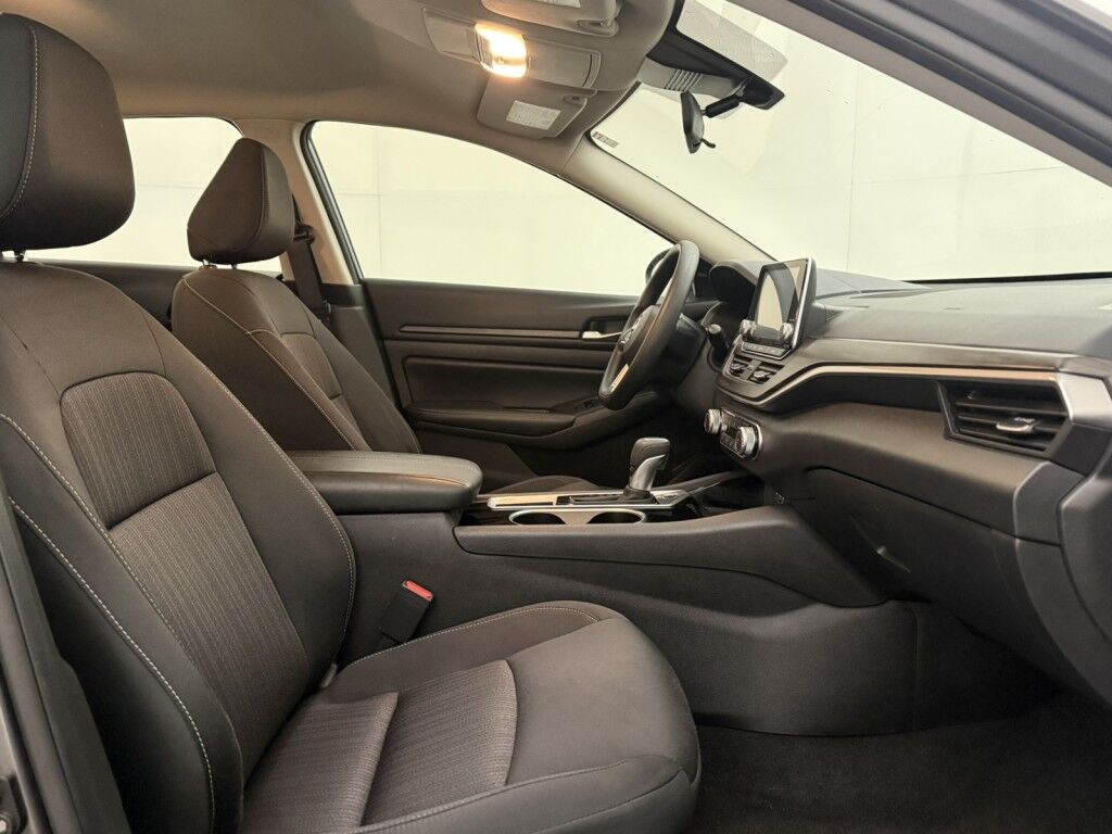 2024 Nissan Altima 2.5 SV Sedan Maumee OH