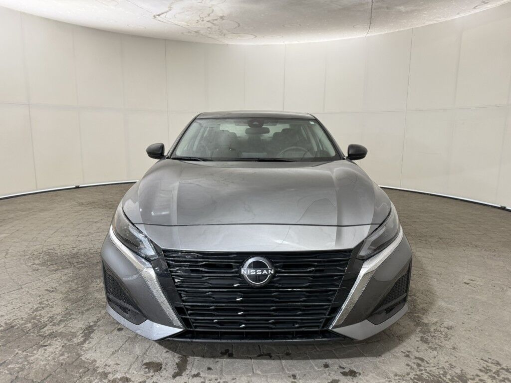 2024 Nissan Altima 2.5 SV Sedan Maumee OH