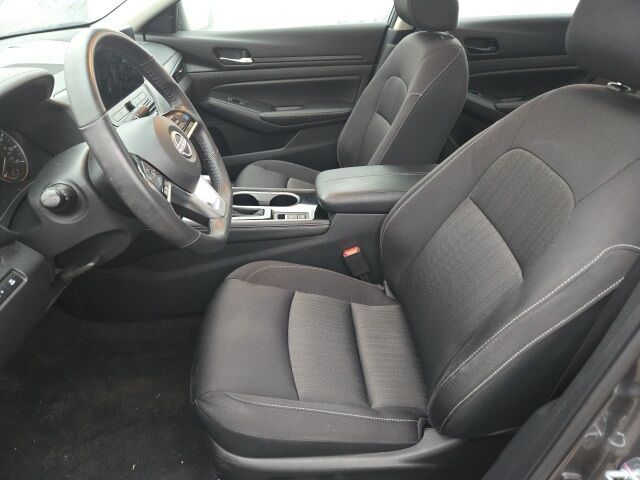 2024 Nissan Altima 2.5 SV West Burlington IA