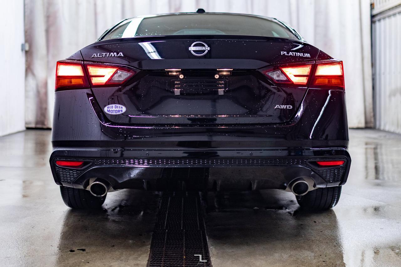 2024 Nissan Altima AWD Platinum Leather Roof Nav BCam Red Deer AB