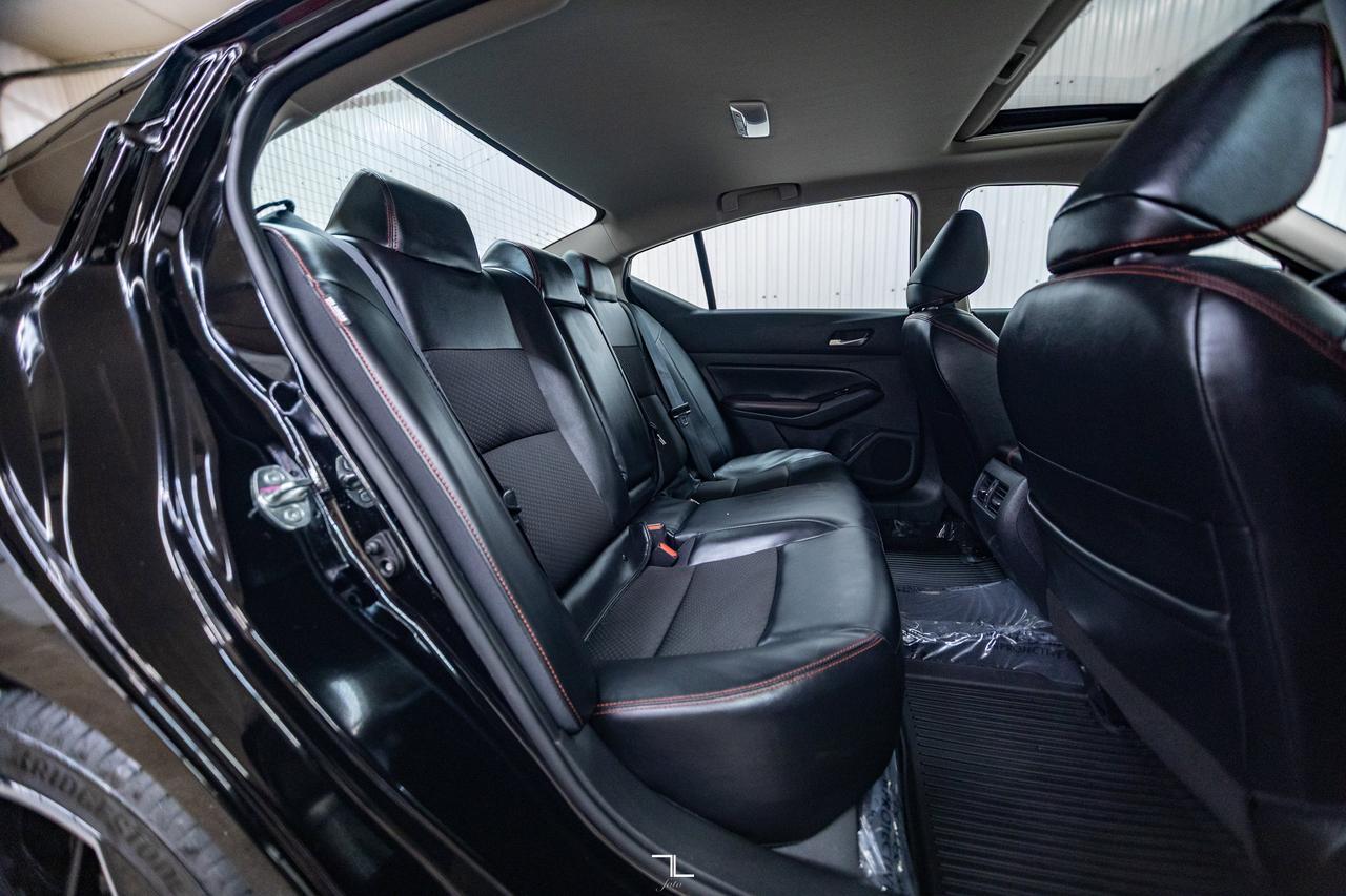 2024 Nissan Altima AWD SR Leather Roof BCam Red Deer AB