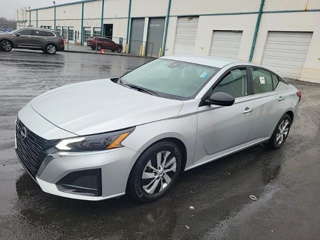 2024 Nissan Altima S FWD