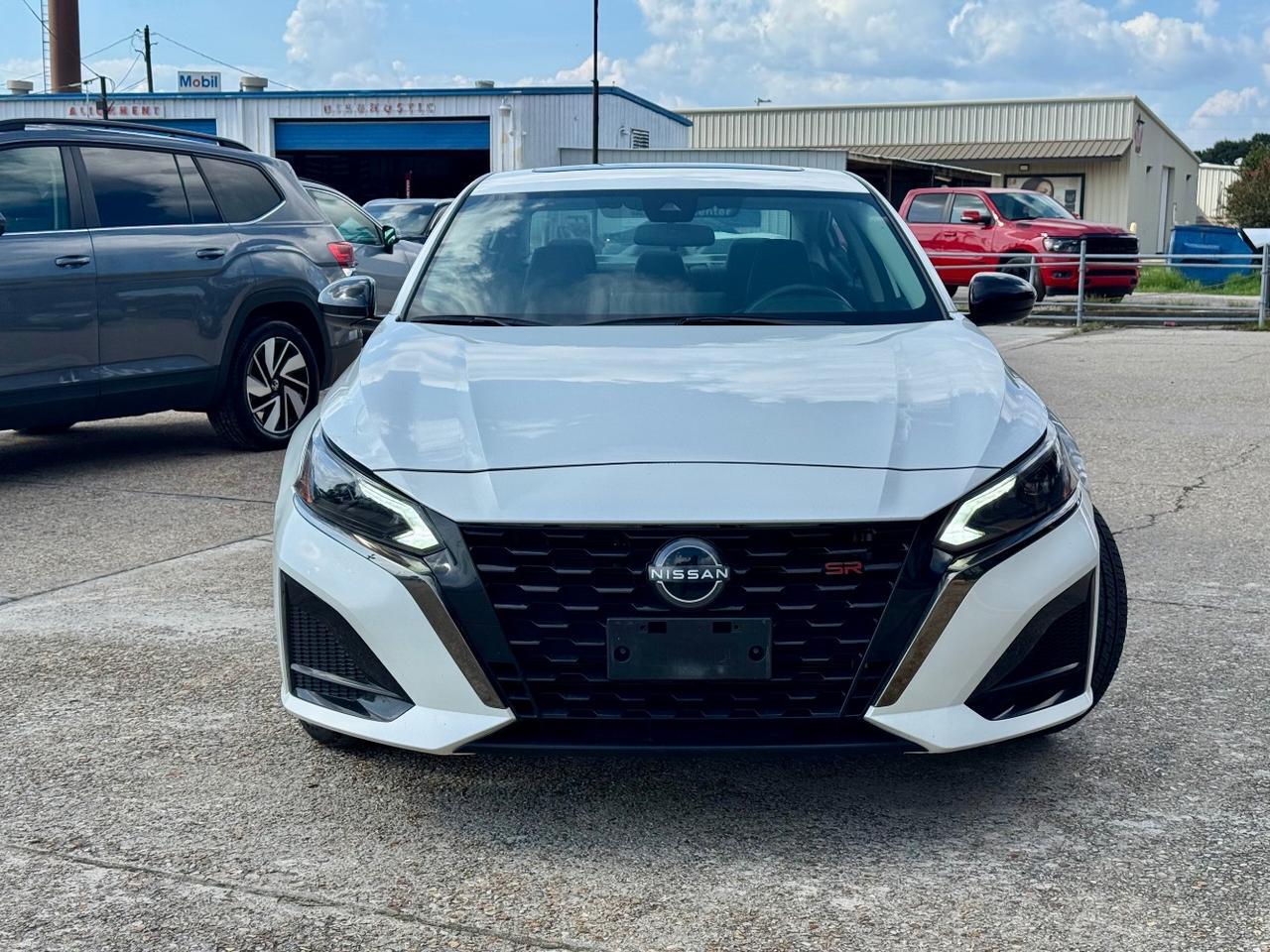 2024 Nissan Altima SR FWD