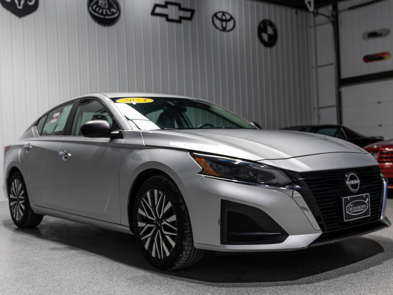2024 Nissan Altima SV
