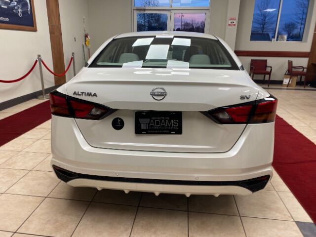 2024 Nissan Altima SV FWD