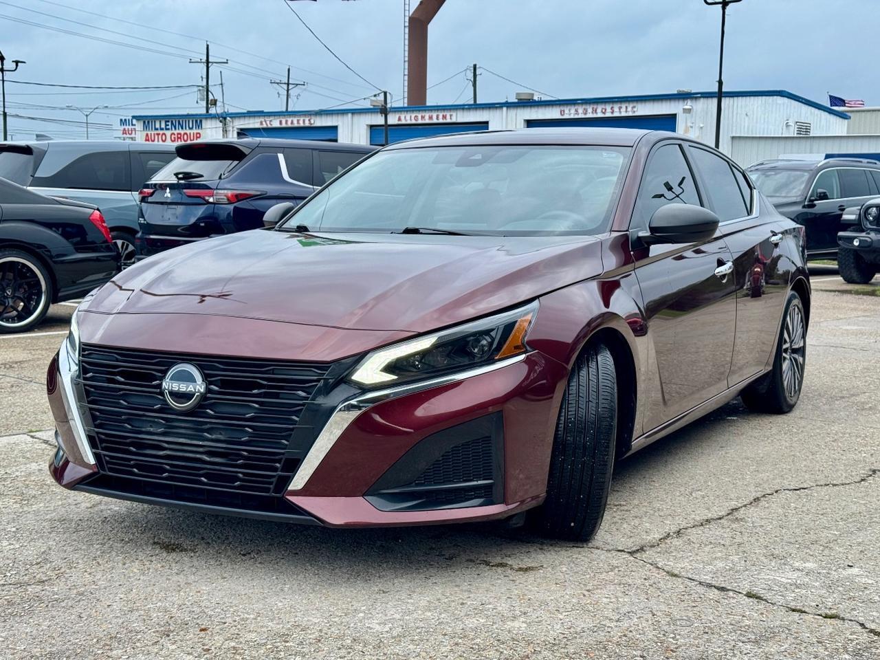 2024 Nissan Altima Sedan 4D SV 2.5L I4 sv