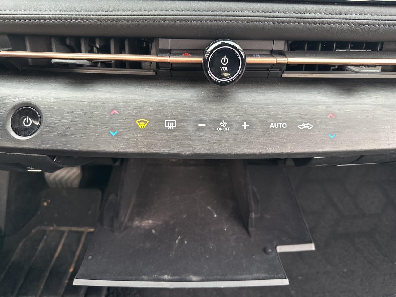 2024 Nissan Ariya ENGAGE+ e-4ORCE Chantilly VA