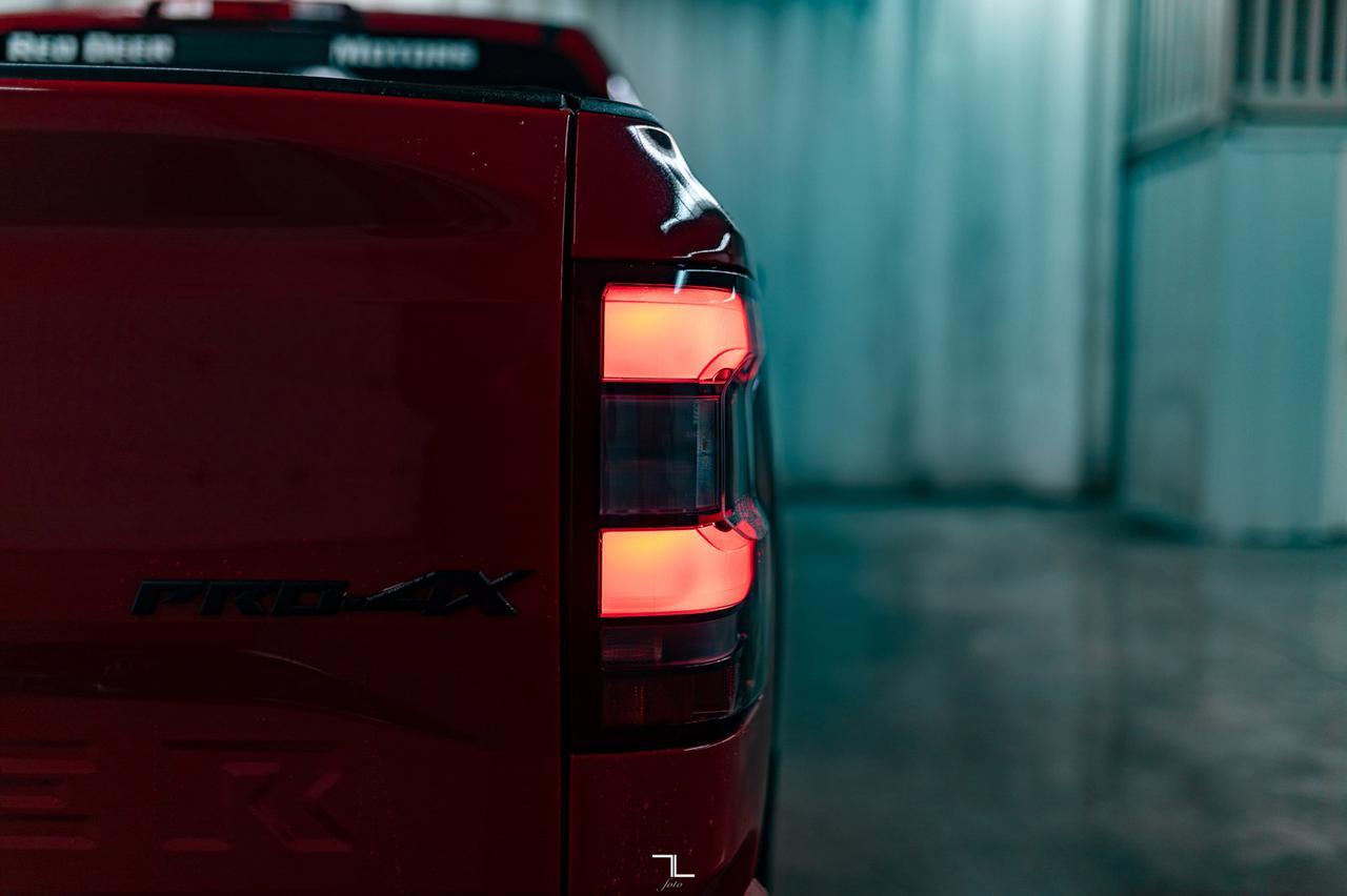 2024 Nissan Frontier 4x4 Crew Cab Pro-4X Leather Roof Nav BCam Red Deer AB