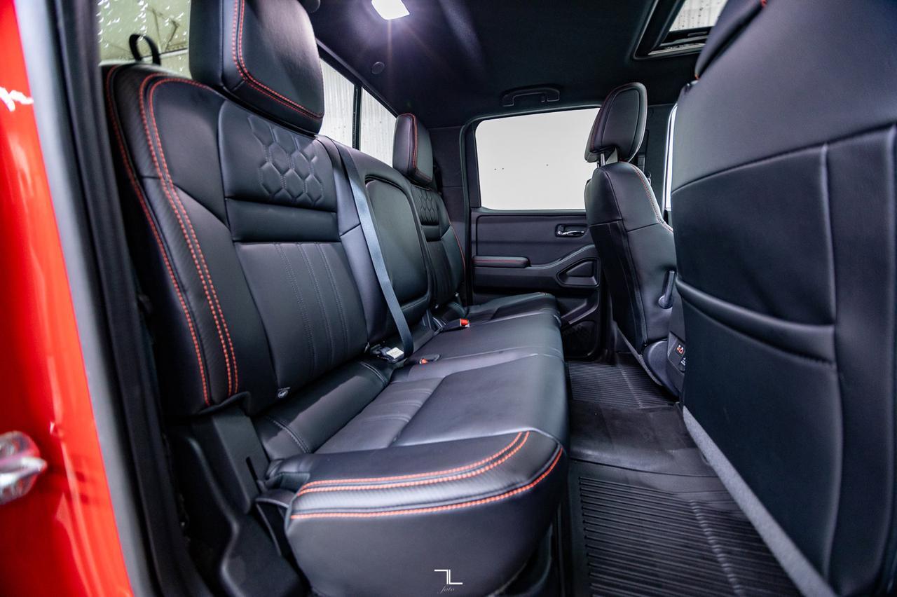 2024 Nissan Frontier 4x4 Crew Cab Pro-4X Leather Roof Nav BCam Red Deer AB