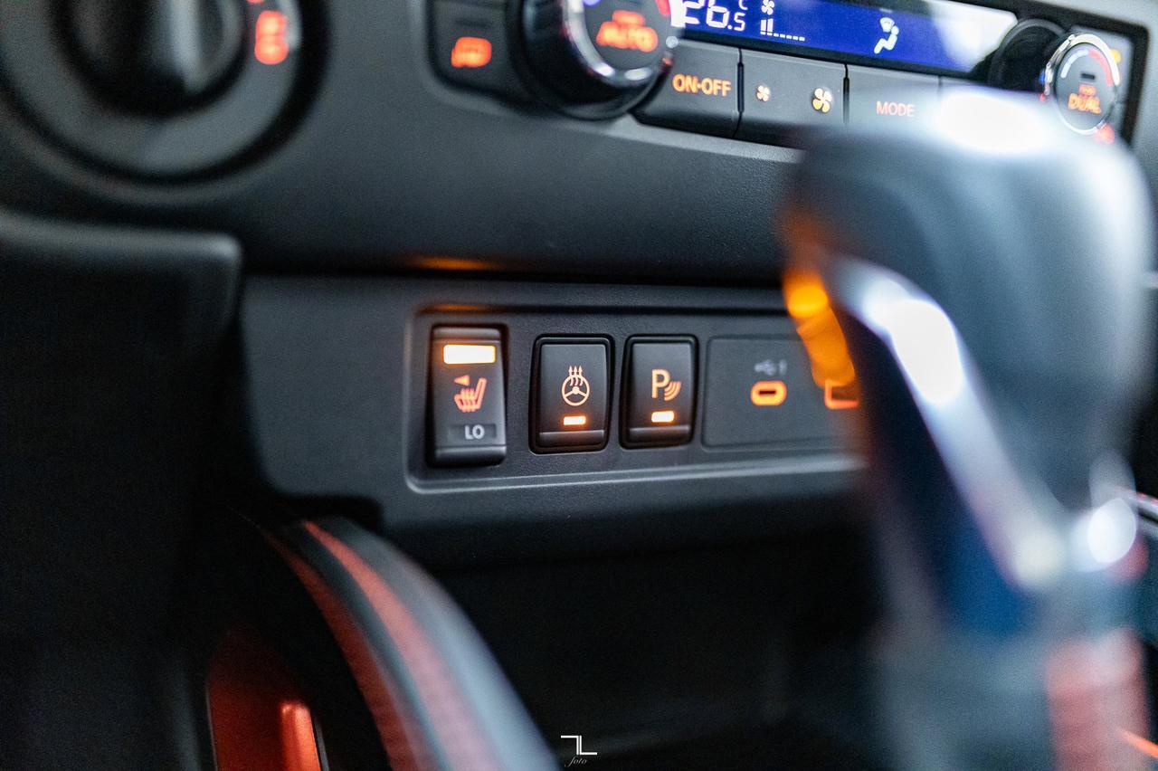 2024 Nissan Frontier 4x4 Crew Cab Pro-4X Leather Roof Nav BCam Red Deer AB