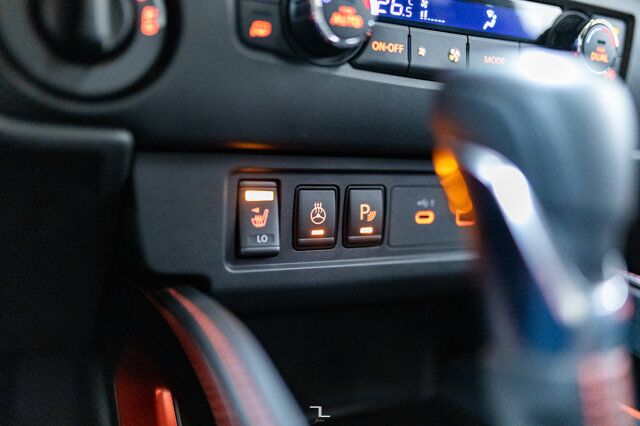 2024 Nissan Frontier 4x4 Crew Cab Pro-4X Leather Roof Nav BCam Red Deer AB