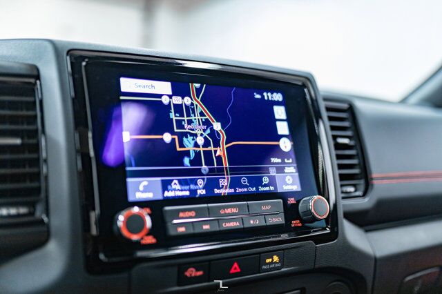 2024 Nissan Frontier 4x4 Crew Cab Pro-4X Leather Roof Nav BCam Red Deer AB