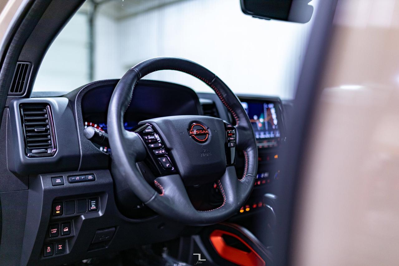 2024 Nissan Frontier 4x4 Crew Cab Pro-4X Luxury Leather Roof Nav BCam Red Deer AB