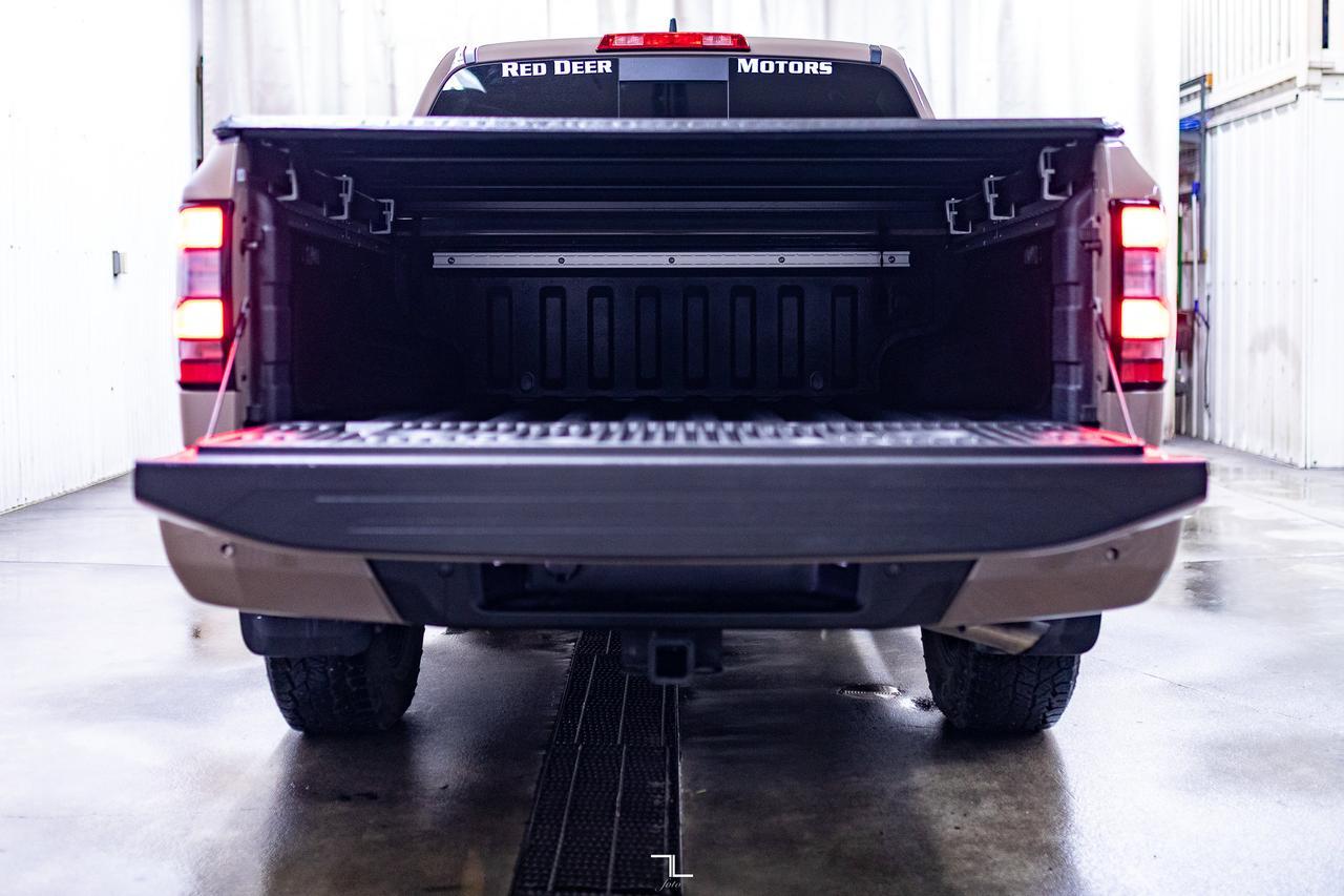 2024 Nissan Frontier 4x4 Crew Cab Pro-4X Luxury Leather Roof Nav BCam Red Deer AB