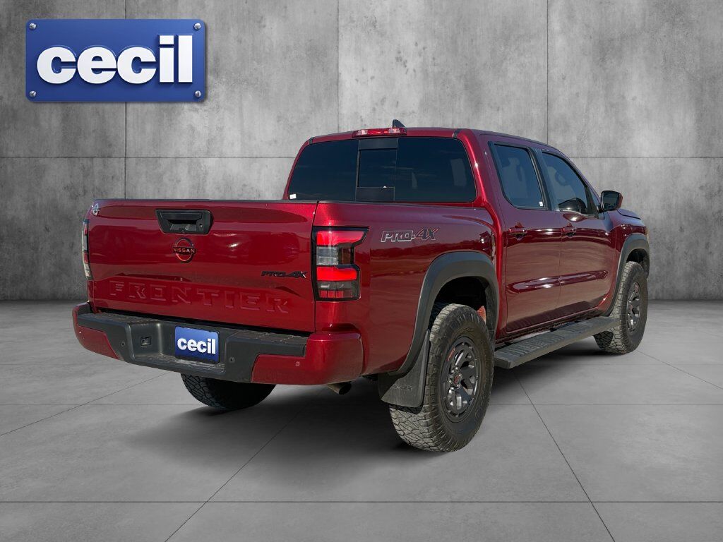 2024 Nissan Frontier PRO-4X Hondo TX