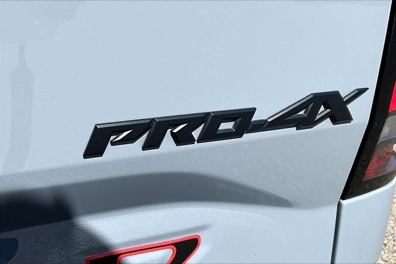 2024 Nissan Frontier PRO-4X Folsom CA