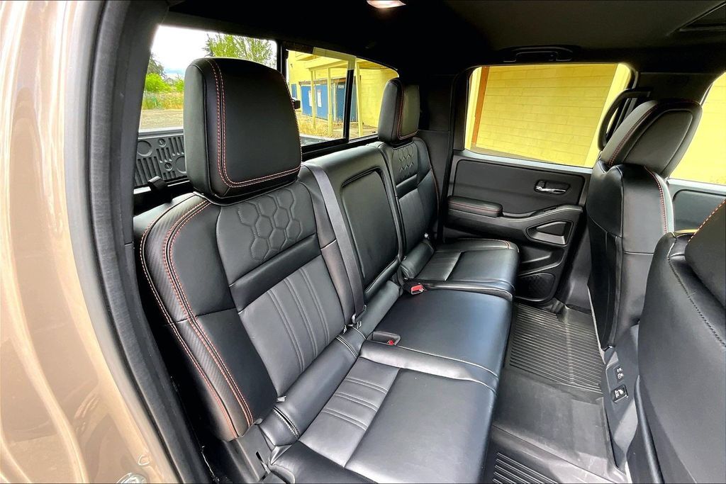 2024 Nissan Frontier PRO-4X OR
