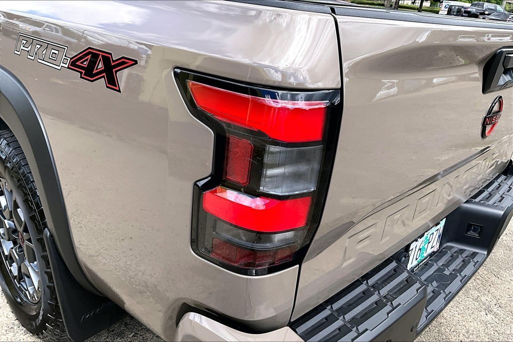 2024 Nissan Frontier PRO-4X OR